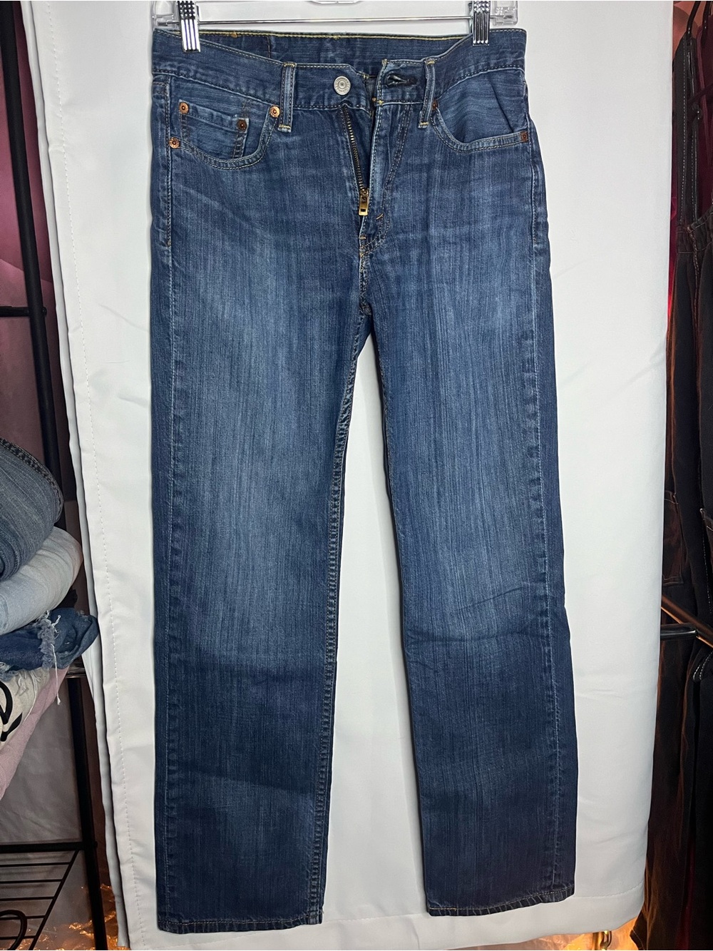 Levi's Men's Straight Jeans in Faded Blue Denim